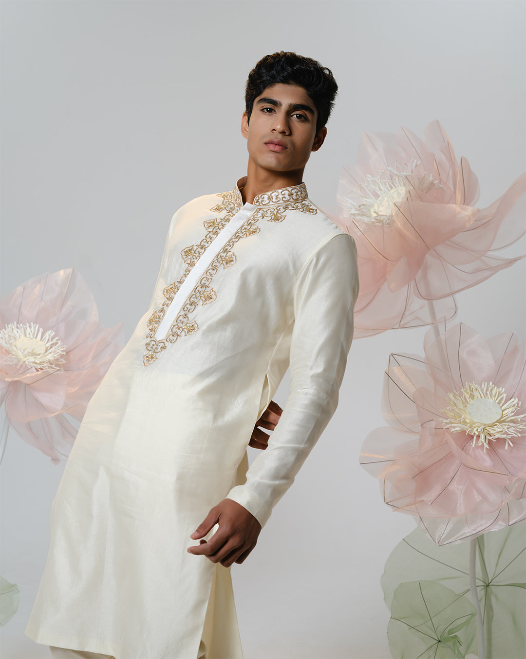 OFF WHITE ORNATE KURTA SET
