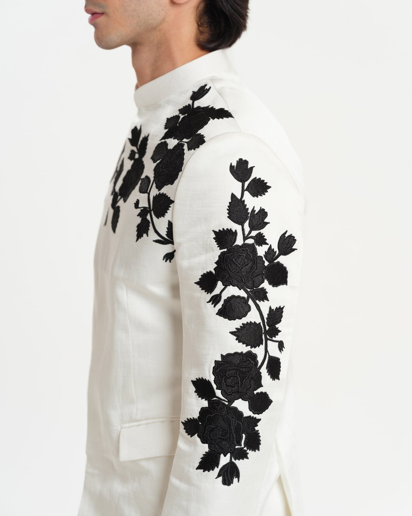 NOIR ROSE' BANDHGALA SET